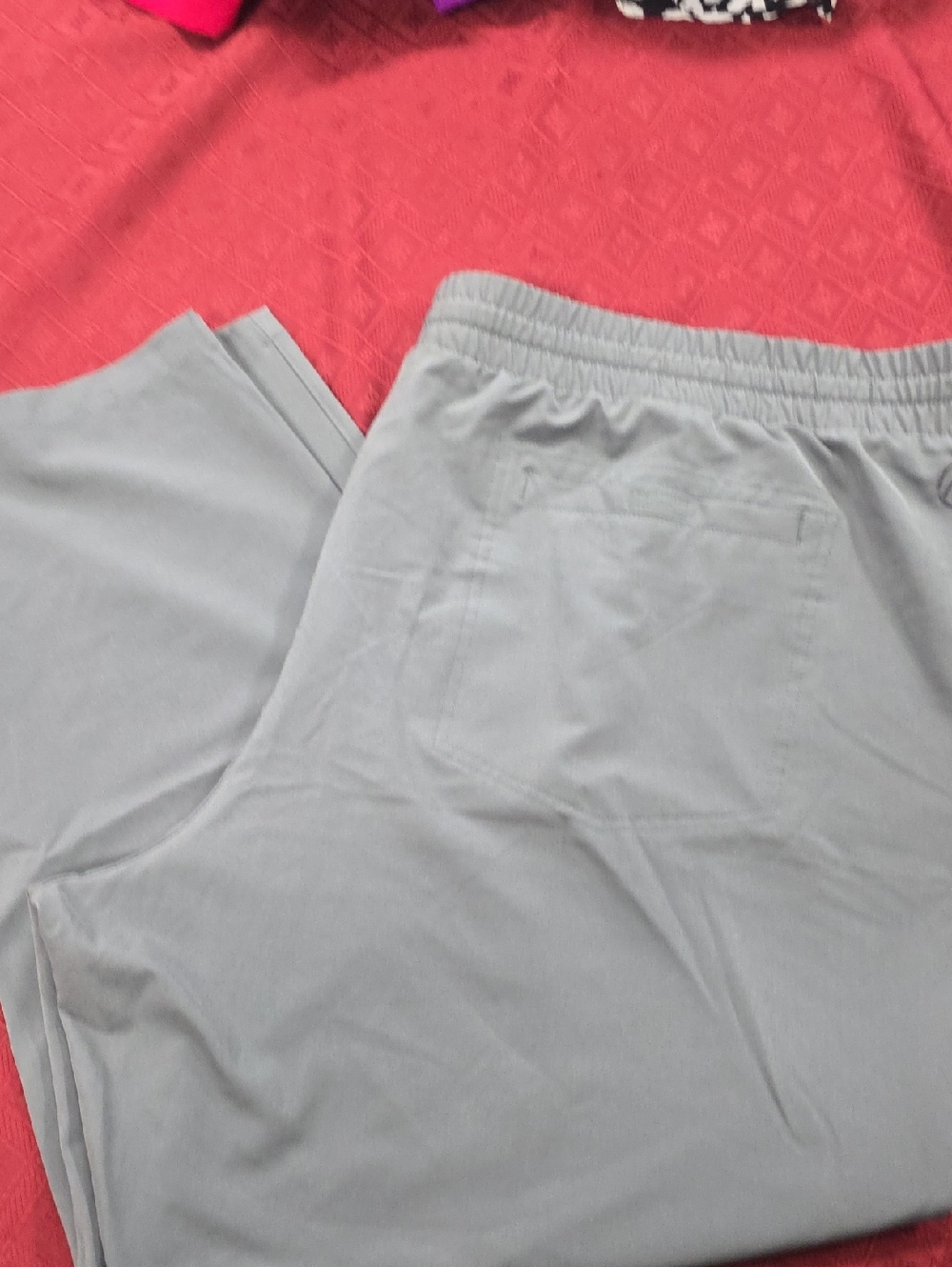 Magellan Outdoors Light Gray Women's Elastic-Waist Joggers